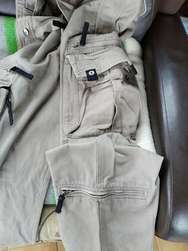 pantalón trabajo y montaña  trekking