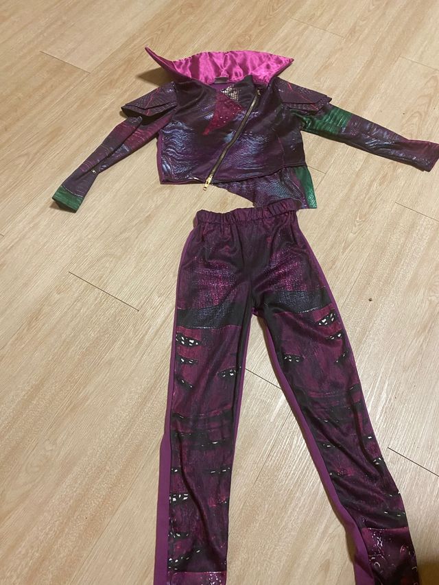 Disfraces talla 5-6. Se venden por unidad o pack