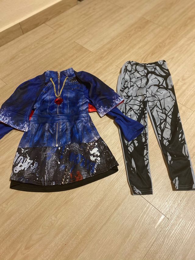 Disfraces talla 5-6. Se venden por unidad o pack