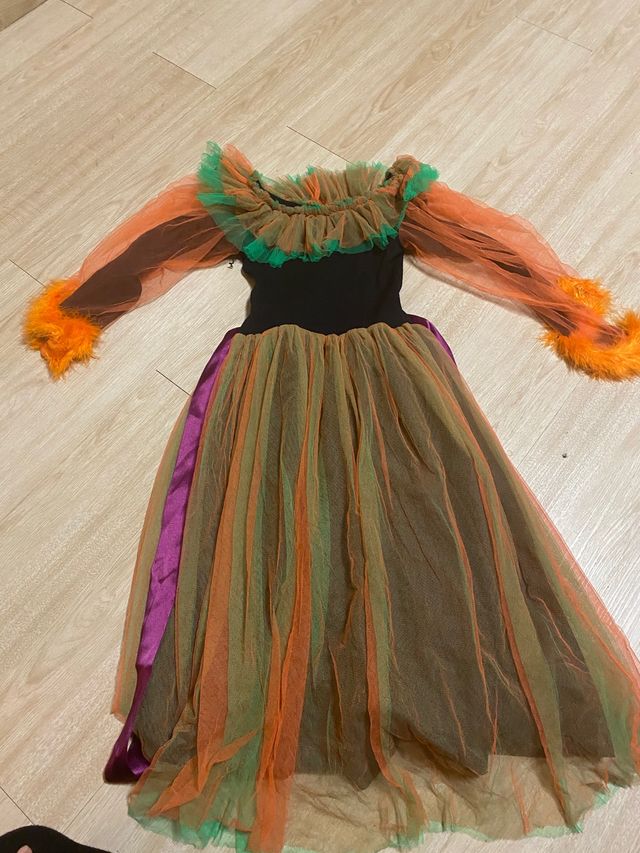 Disfraces talla 5-6. Se venden por unidad o pack