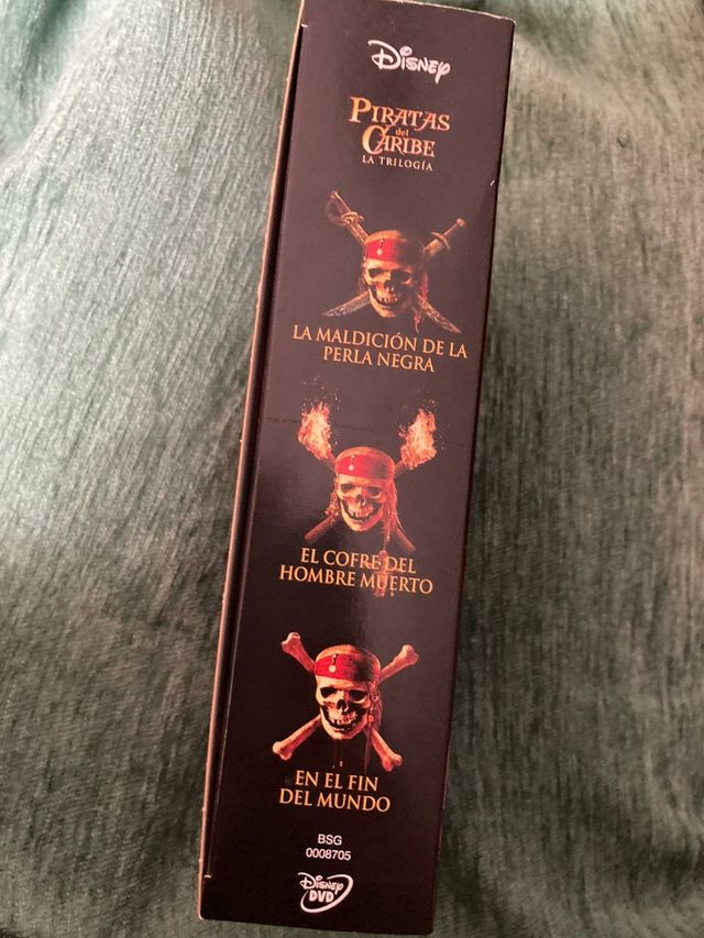 trilogía Piratas del Caribe en DVD