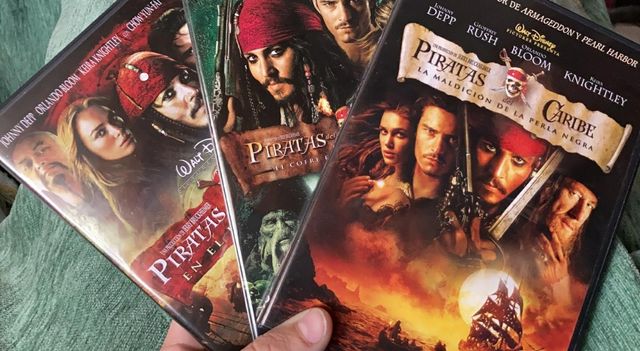 trilogía Piratas del Caribe en DVD