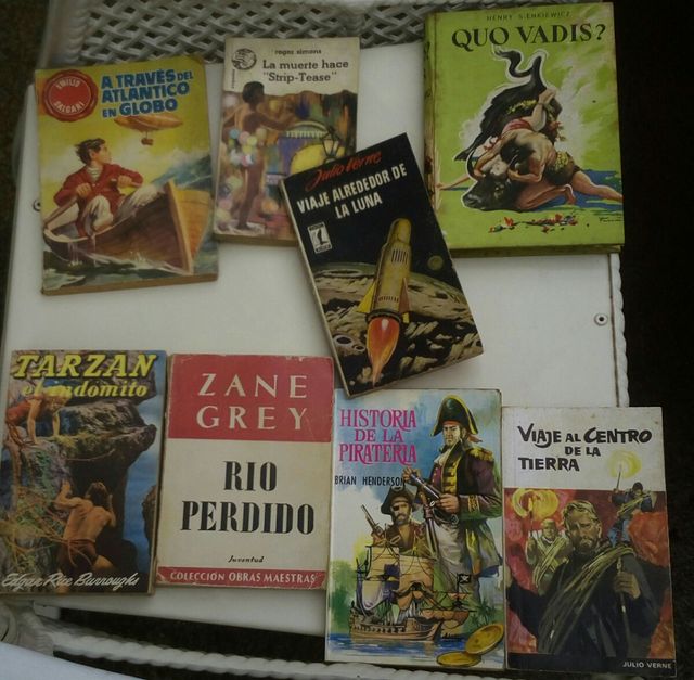 Lote 13 libros antiguos