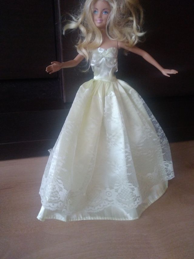 vestidos barbie.