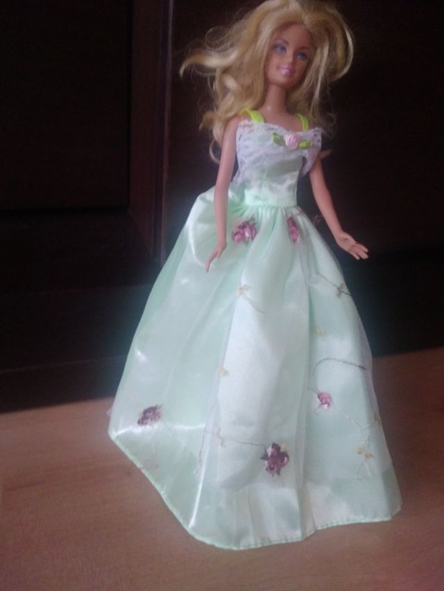 vestidos barbie.
