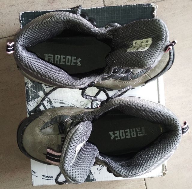 Botas montaña Paredes