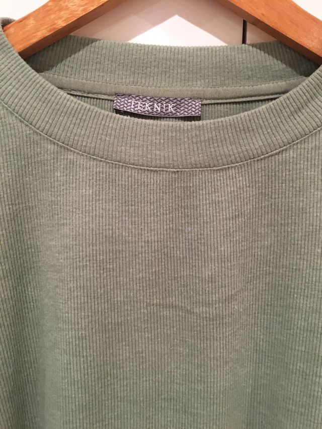 Jersey verde caqui de tenik