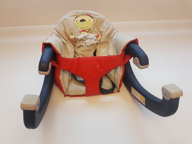 Trona portátil de viaje.