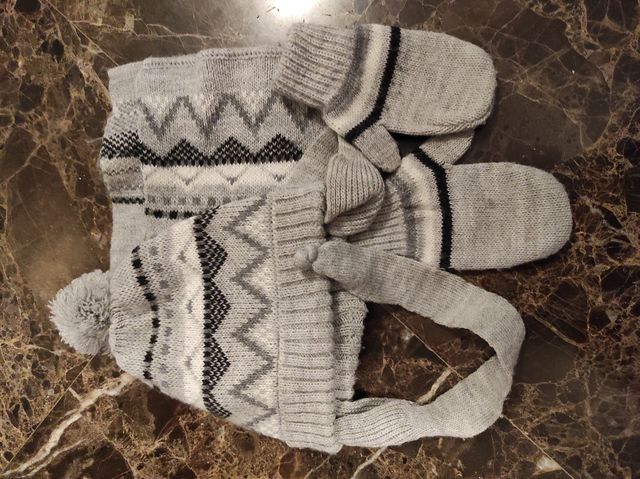 Conjunto gorro, guantes y bufanda