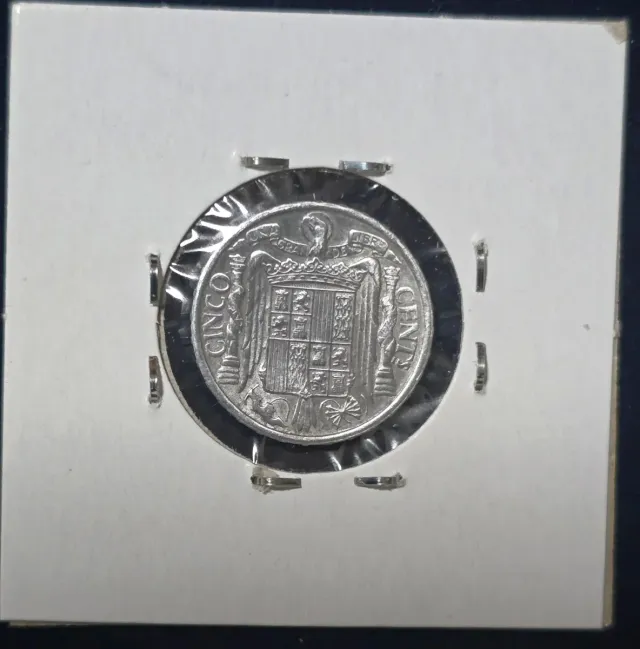 5 centesimi dallo Stato spagnolo 1945 MBC+