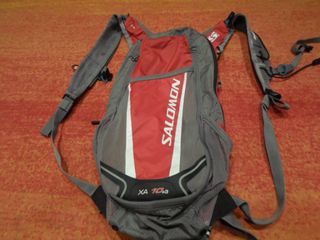 Mochila Salomon Trail de segunda mano en WALLAPOP