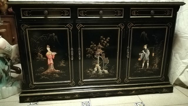 Mueble Chino Antiguo de segunda mano por 250 € en Vitoria-Gasteiz en