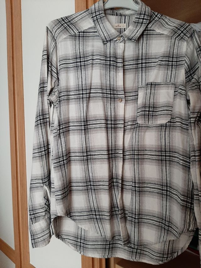 chaqueta blazer + camisa hollister t/ S IMPECABLE