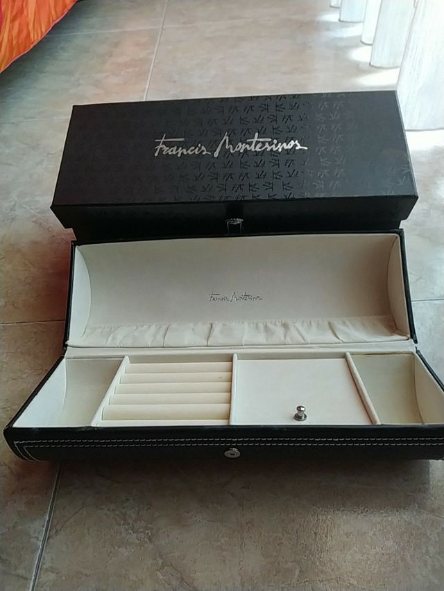 Joyero Francis Montesinos