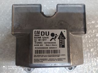 centralita airbag opel Astra H  13181977