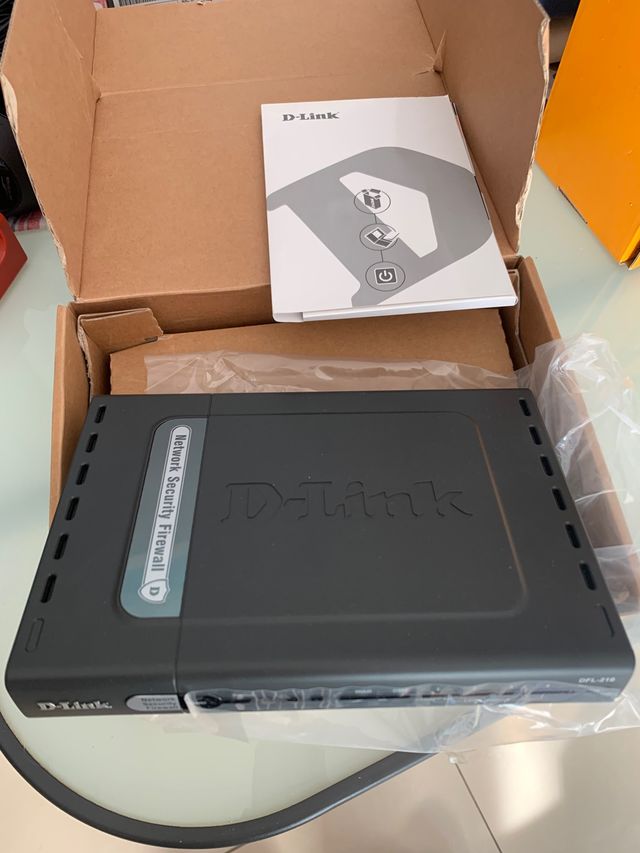 ** NUEVO!** Firewall D-LINK DFL-210
