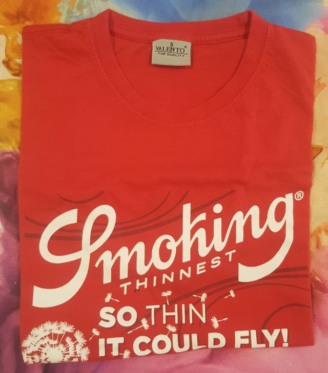 camiseta smoking
