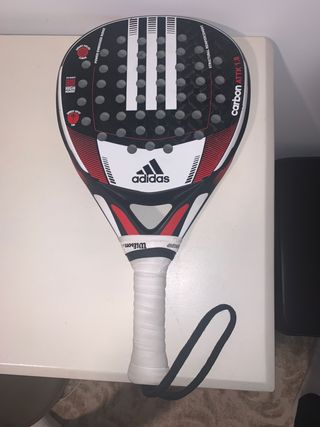 Adidas Adipower ATTK Soft 1.8: Características - Pala de padel | Paddelea