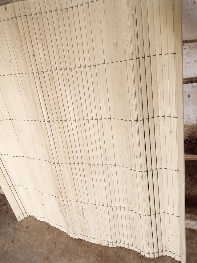 pesiana de madera para decorar y también de plásti