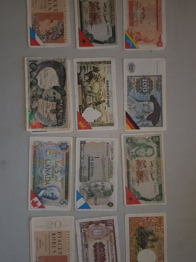 40 billetes monedas del mundo