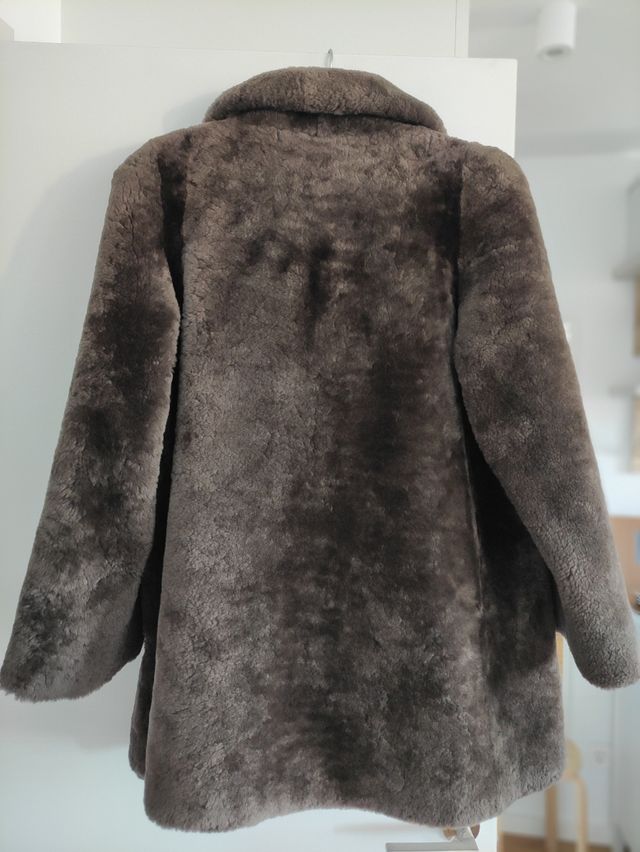 abrigo corto como de pelo