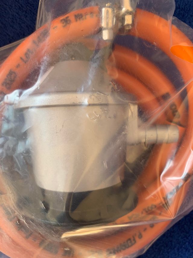 REGULADOR KIT ESTUFA GAS MANGUERA 2 ANILLAS NUEVO