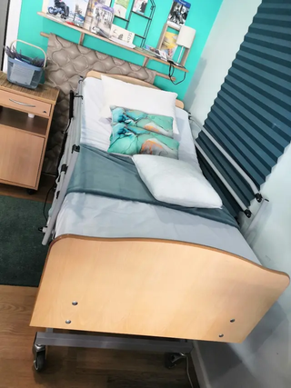 Cama articulada 90 con carro elevador
