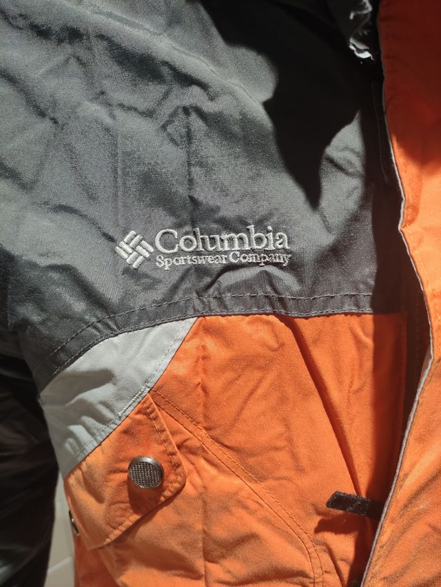 ABRIGO COLUMBIA TALLA 14 AÑOS