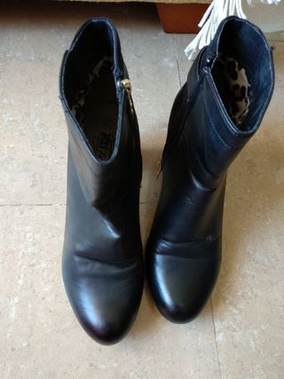 Botines XTI Territory de segunda mano por 7 EUR en Sant Joan Despí en  WALLAPOP