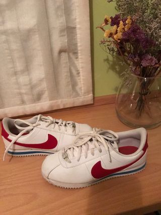 Nike Cortez 36 de segunda mano por 55 EUR en Alcalá de Henares en WALLAPOP