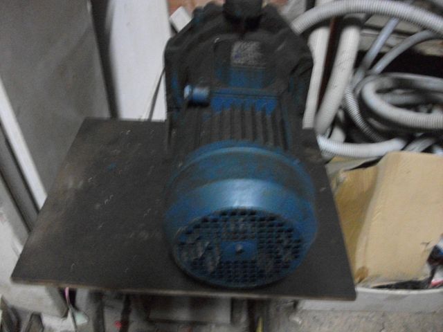 MOTOR DE SACAR AGUA TRIFASICO