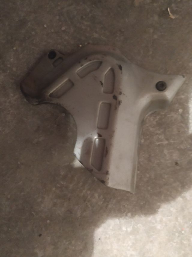 Tapa cubre piñón Minarelli