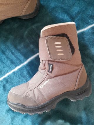 Botas de Nieve Novadry niño de segunda mano por 9 EUR en Manises en WALLAPOP