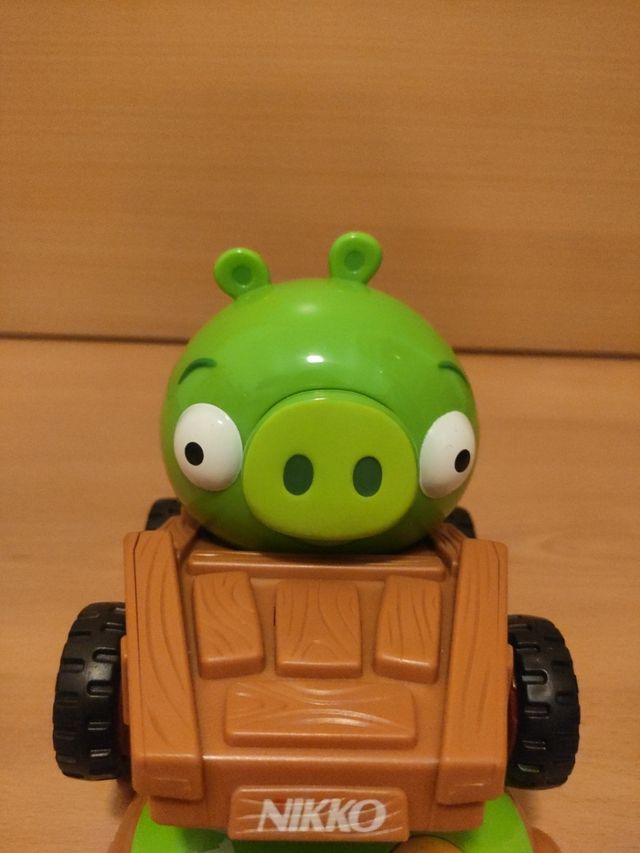 Coche teledirigido Angry Birds perfecto estado