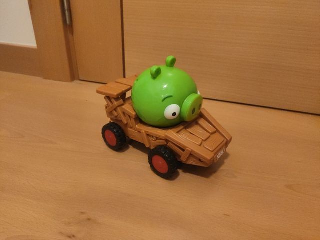 Coche teledirigido Angry Birds perfecto estado