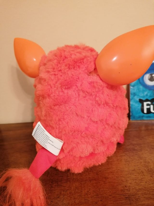  Juguete antiguo. El furby. 