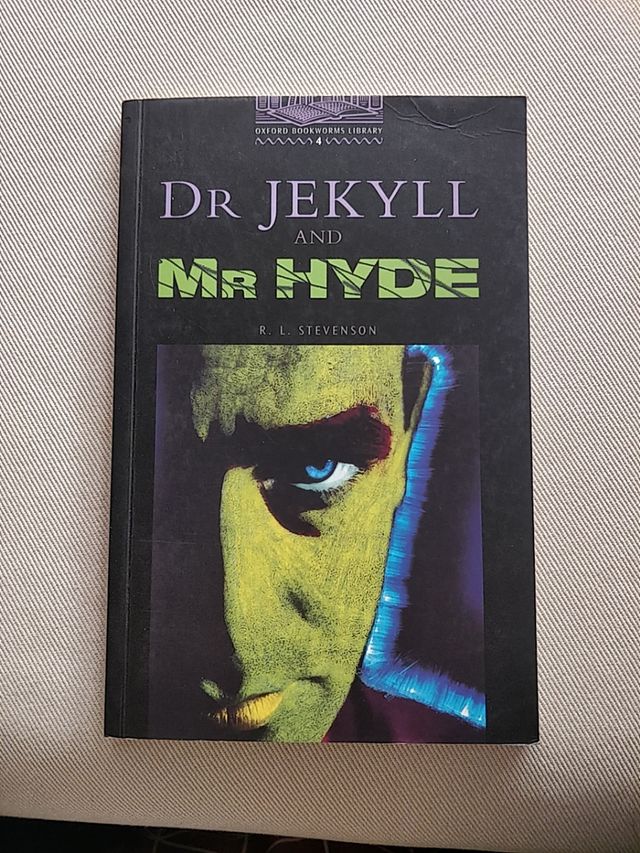 libro en inglés de Dr Jekyll and Mr Hyde