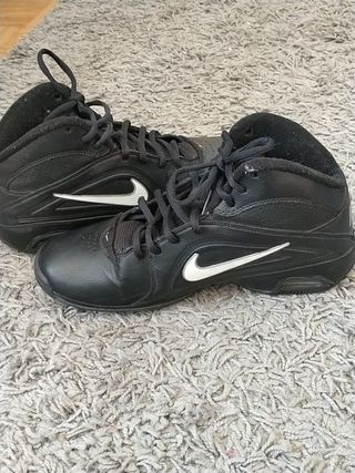 NIKE Air Visi Pro 3 de segunda mano por 35 EUR en Ciudad Santo Domingo en  WALLAPOP