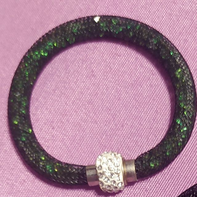 bonita pulsera con strass