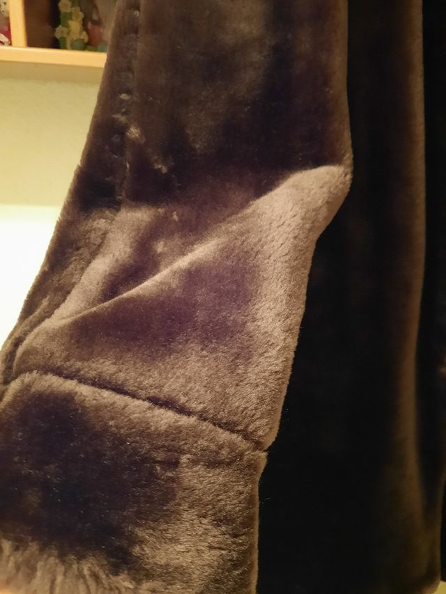 Abrigo de muton marrón 