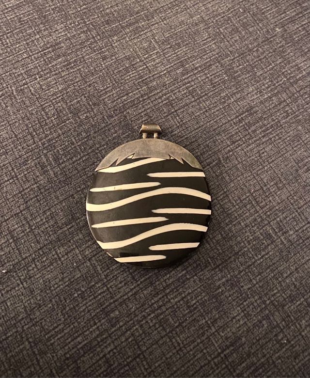Colgante de nácar y plata 
