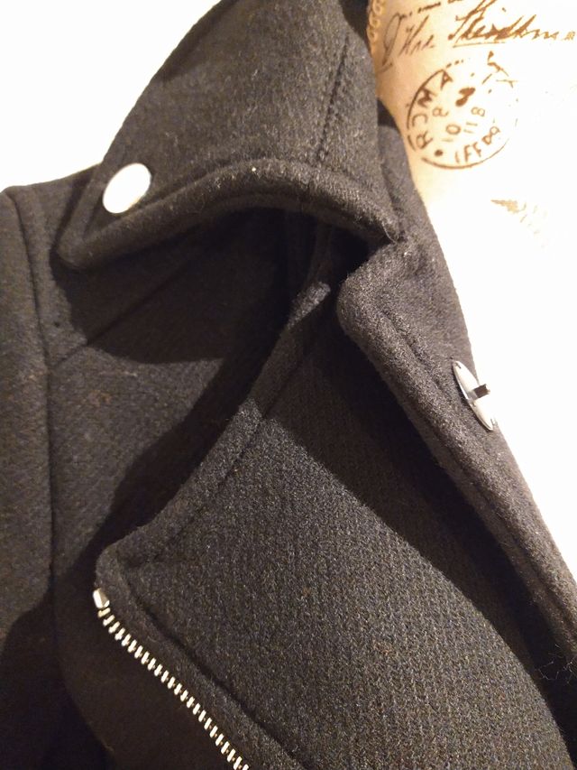 abrigo trenca negra Zara