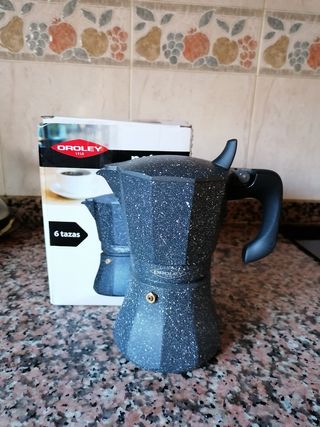 Cafetera Oroley modelo Petra de segunda mano por 15 EUR en Vilanova i la  Geltrú en WALLAPOP