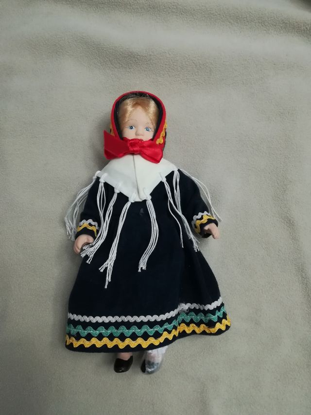 Familia de muñecos de cerámica