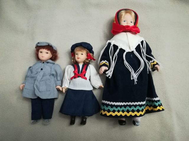 Familia de muñecos de cerámica