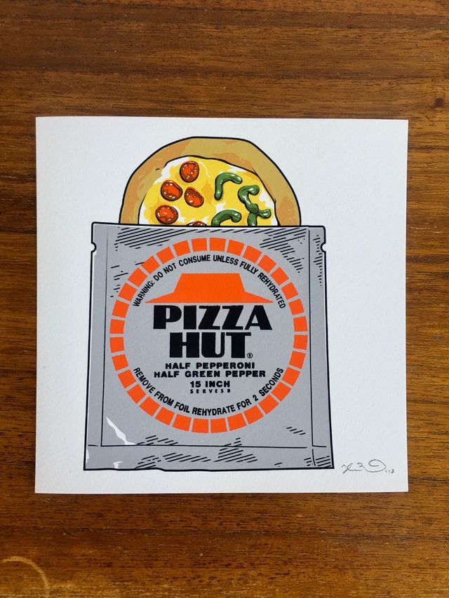 26 Láminas Fictional Food