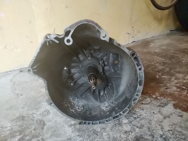 Caja de cambios BMW E34