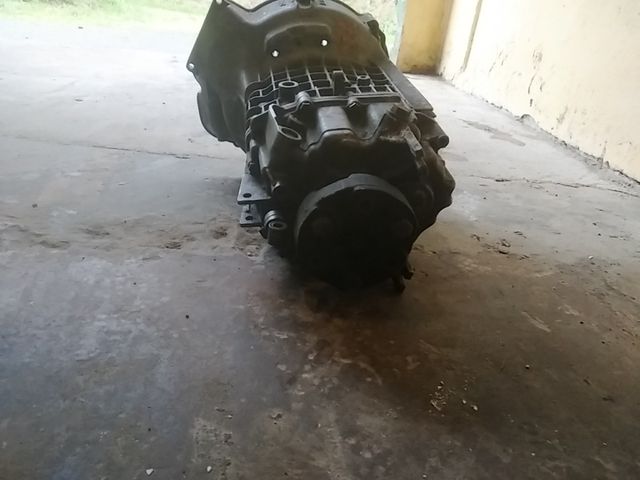 Caja de cambios BMW E34