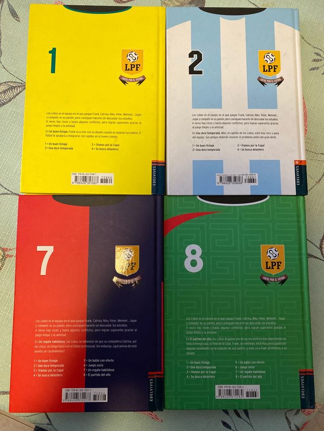 4 libros Colección "Locos por el fútbol"
