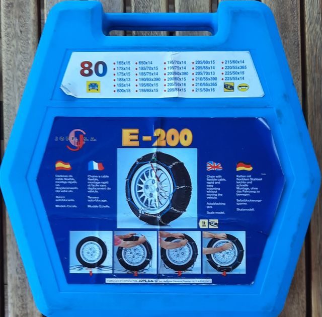 JUEGO CADENAS NIEVE PARA COCHE